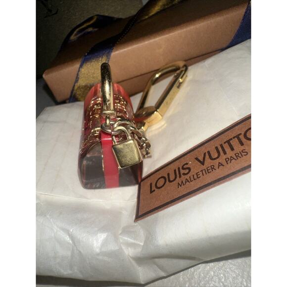 Louis Vuitton Portecle Speedy Inclusion Keychain Gold Red Pink LV Logo Bagcharm - Picture 8 of 13